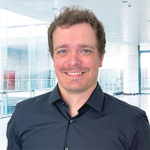 Dr. Sven Neuber