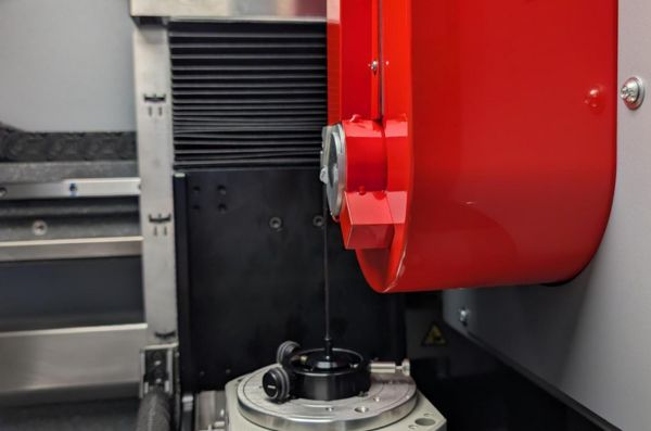 Sample position in front of the X-ray tube